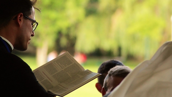WRF Member Clair Davis Discusses "How Can We Build Up the Body of Christ?"