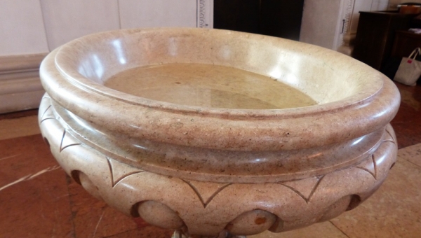 WRF Member Dustin Messer Discusses "Viewing the Baptismal Font as Half Empty: How To Choose a Denomination"